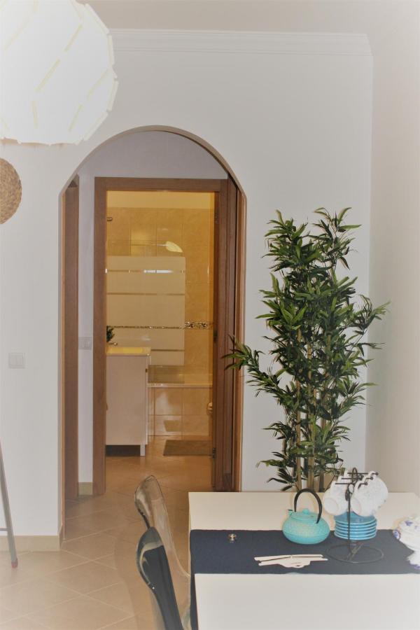 Casa Camoes, Near Airport, 4Km Faro Beach Apartment Bagian luar foto